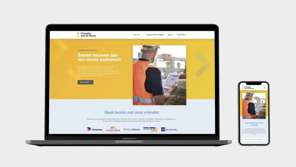 Websiteontwerp voor Vrienden van de Bouw met licht oranje, blauw en wit. Relaties worden op de site duidelijk en prominent gepresenteerd